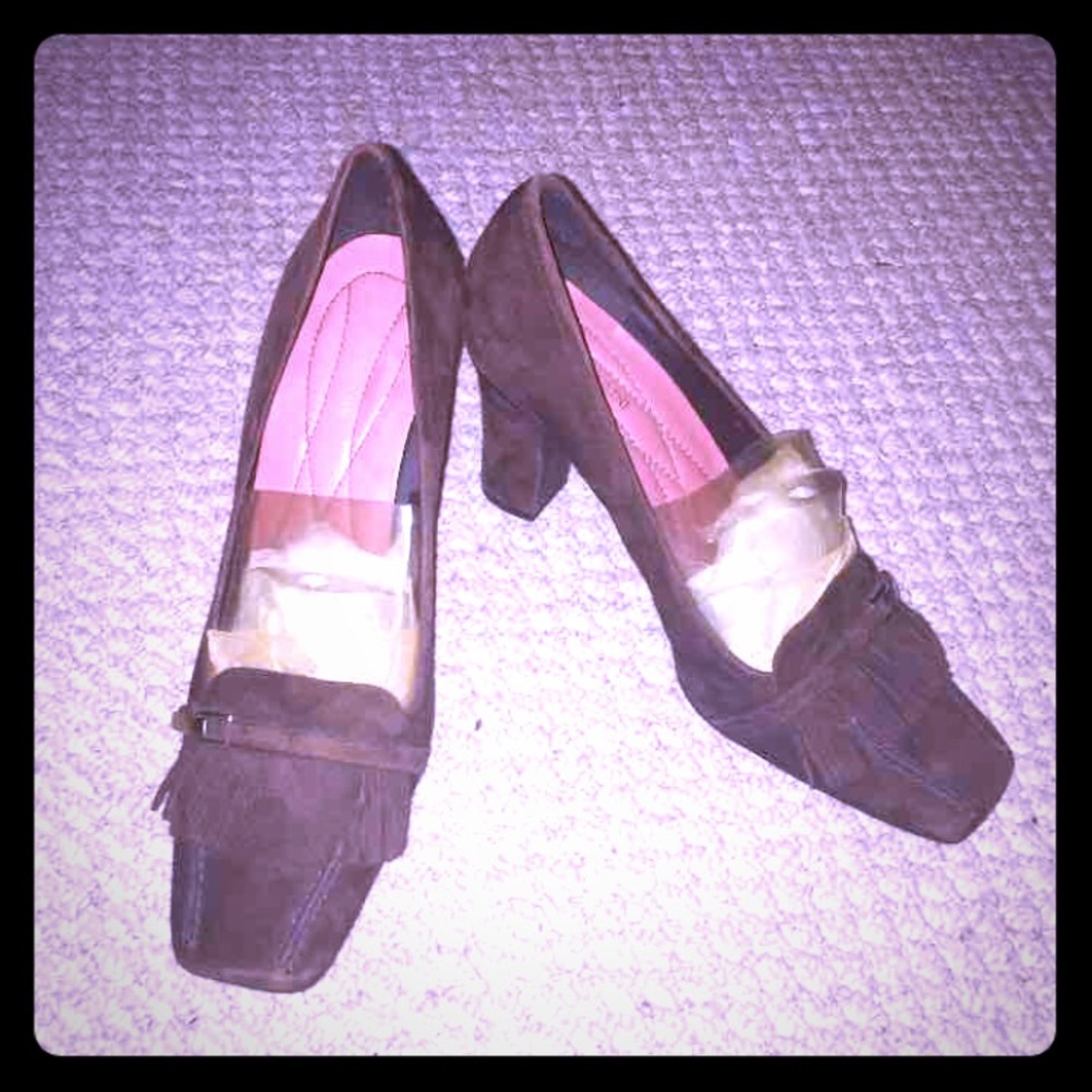Enzo Angiolini suede shoes